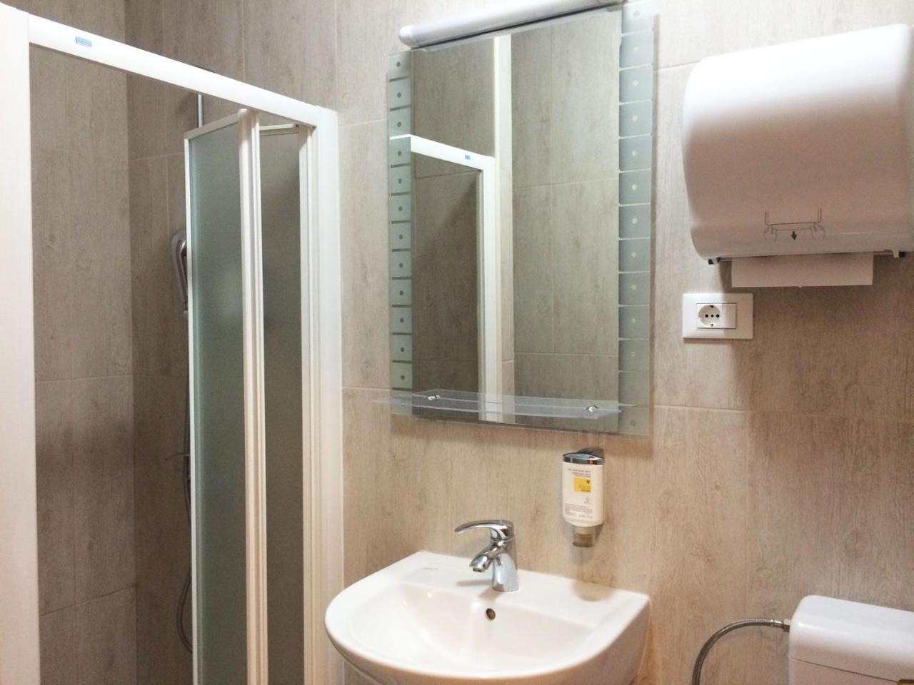 Europa Hostel Portorož Buitenkant foto