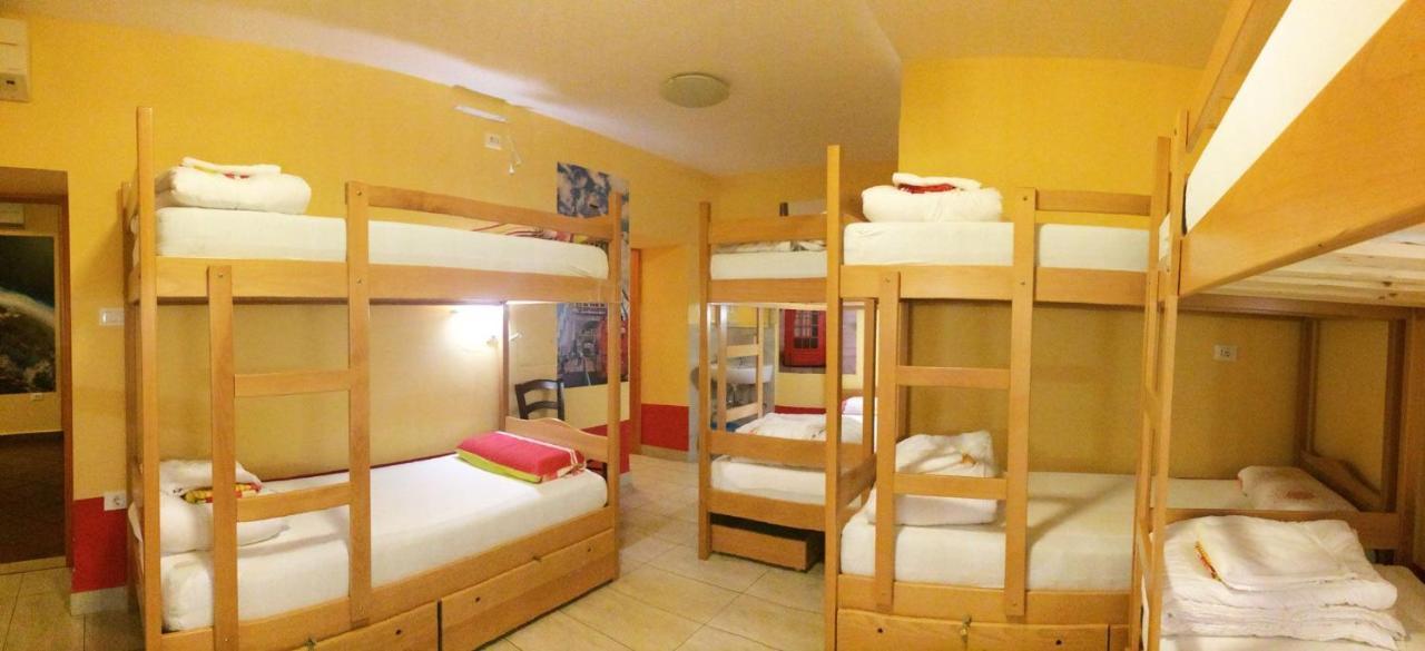 Europa Hostel Portorož Buitenkant foto